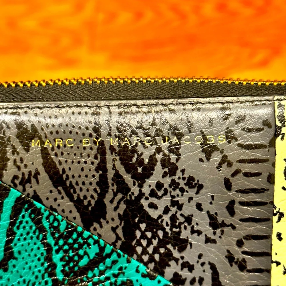 Marc Jacobs multi color leather wallet - Picture 2 of 5